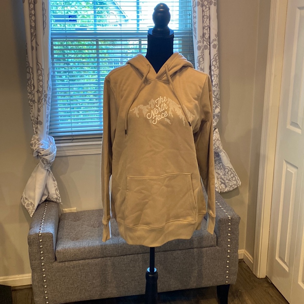NWT The North Face Women’s Tan Hoodie, Large